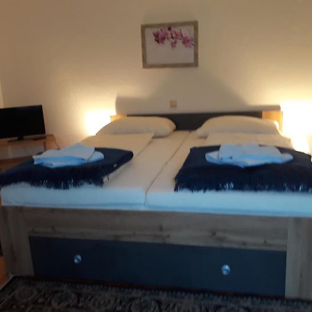 Gasthaus Zur Blauen Donau Hotell Waldkirchen am Wesen Exteriör bild